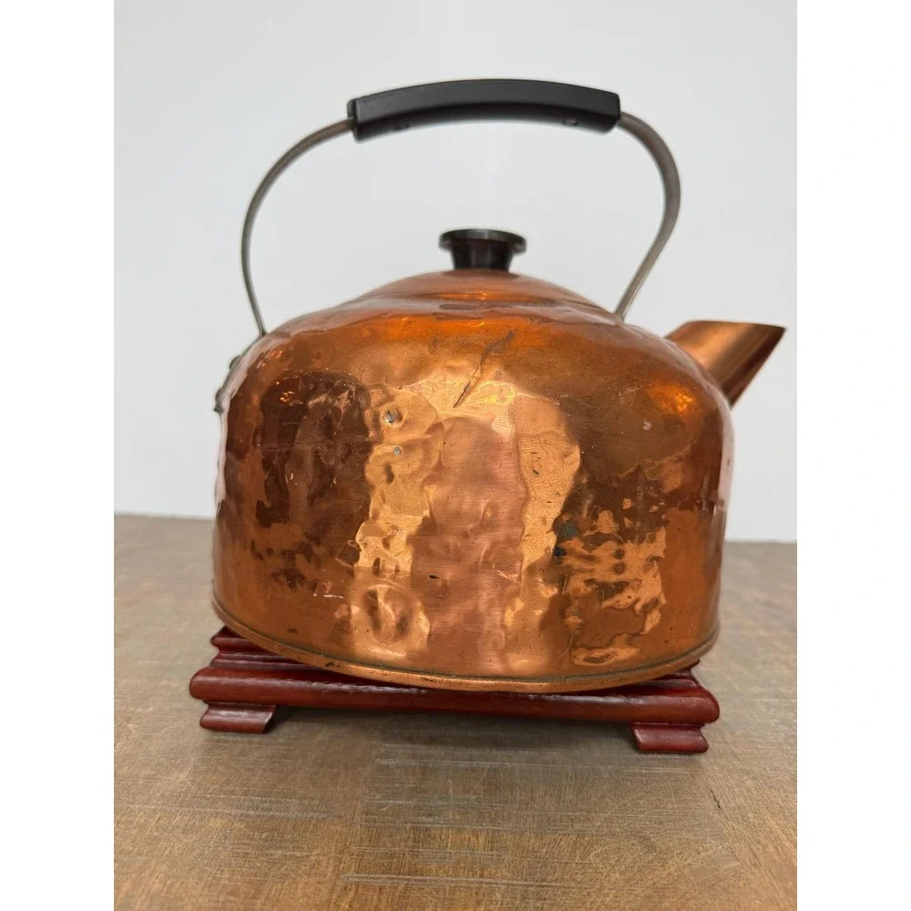 Large Vintage Rever Ware Copper Tea Kettle or Teapot 1930's made in Rome NY